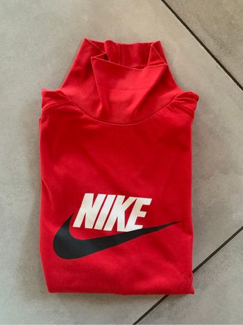 Pull Nike
