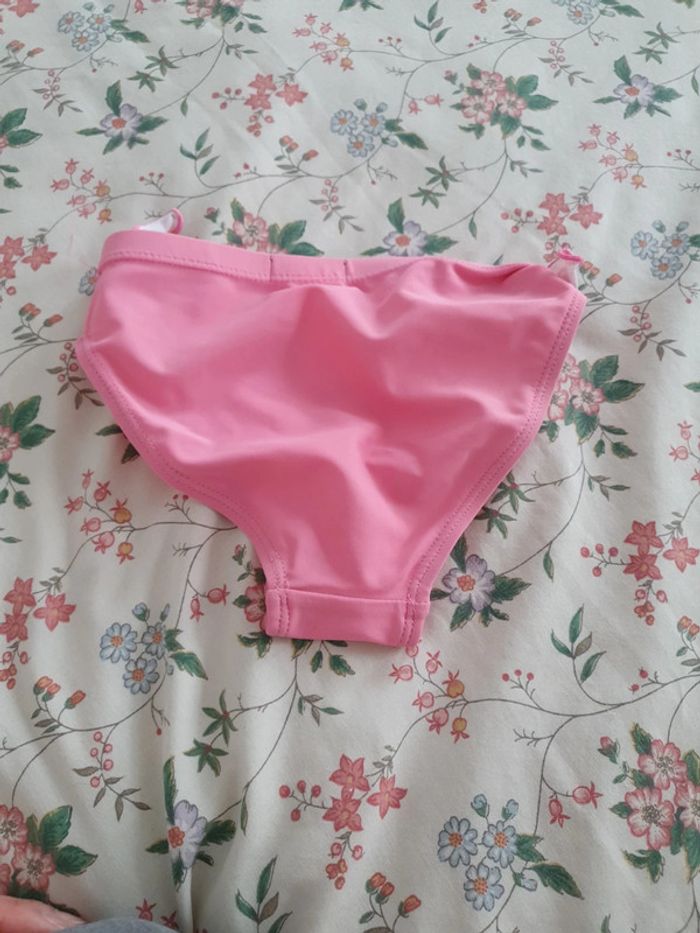 Maillot de bain 18 mois neuf - photo numéro 3