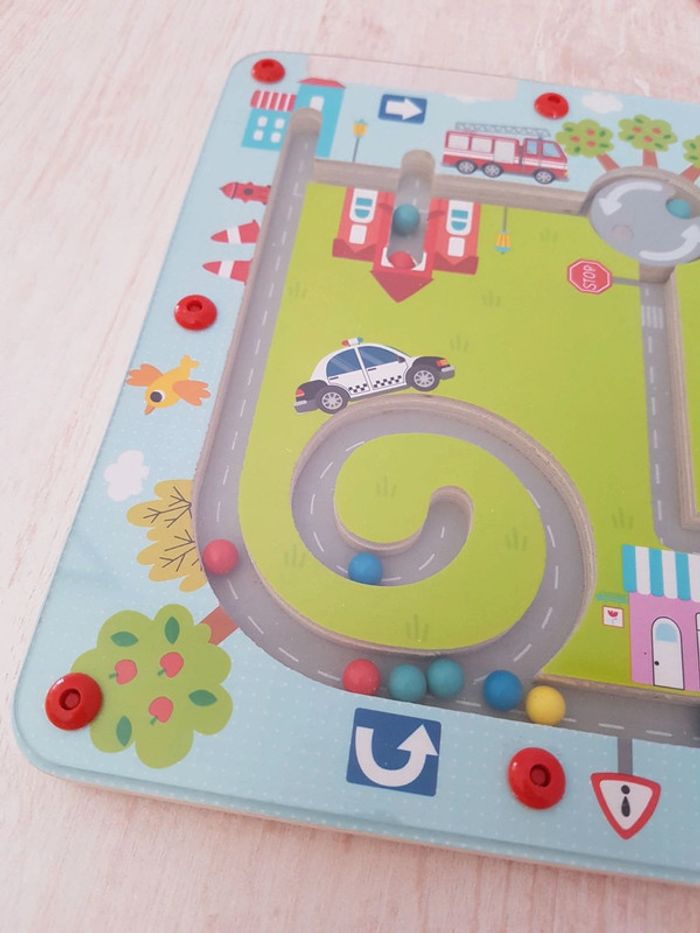 Labyrinthe jeu magnétique en bois La ville - photo numéro 6