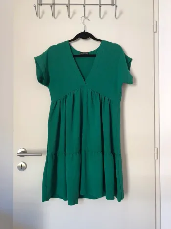 Robe fluide verte New Collection taille unique