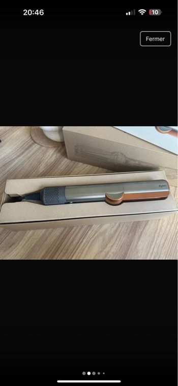 Dyson Airstrait comme neuf