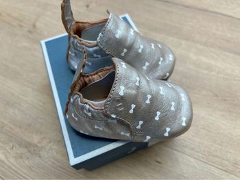 Chaussure neuve 18/19