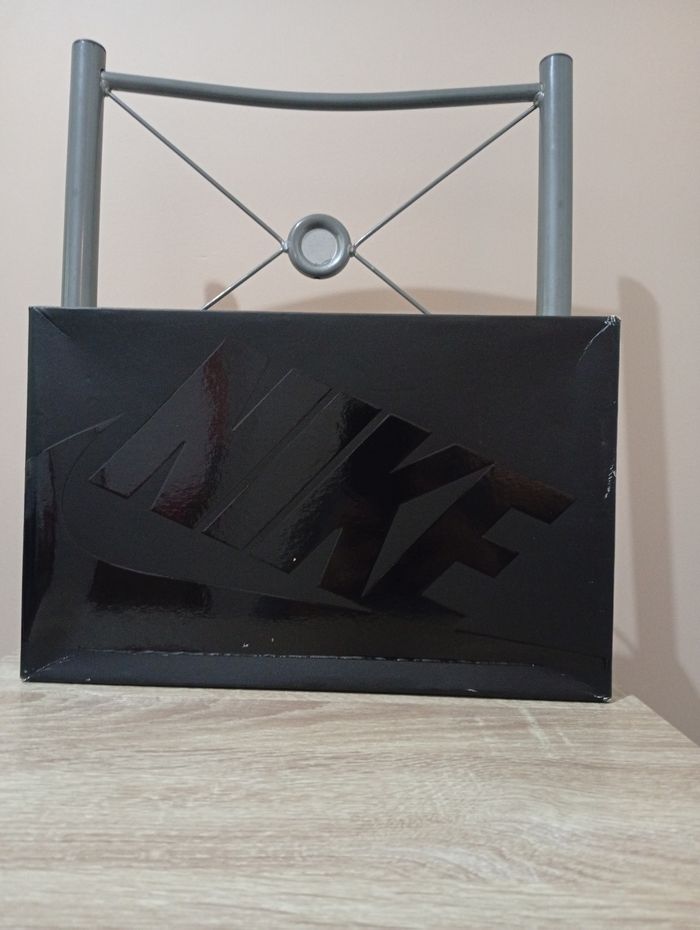 Baskets Nike neuves - photo numéro 8