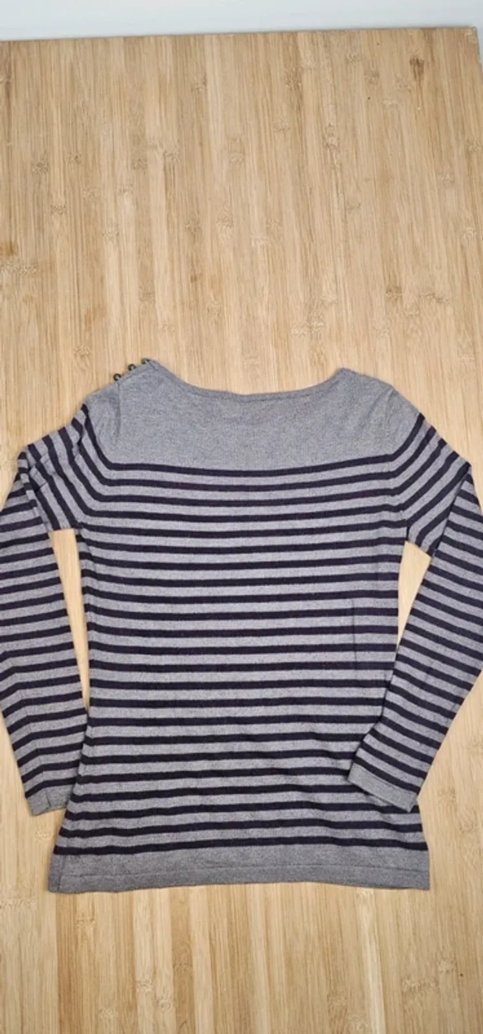 Pull marinière gris et violet - Camaïeu (porté) - photo numéro 5