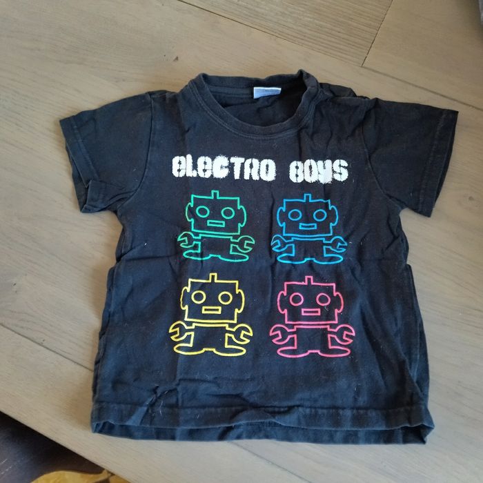 Tshirt manches courtes taille 5 ans