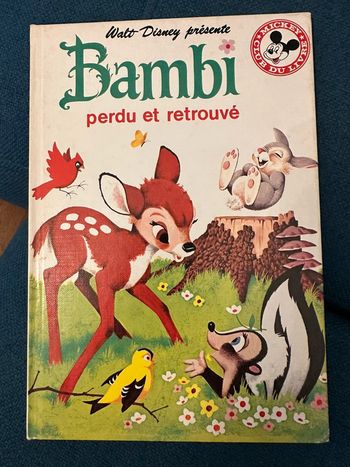 Livre ancien vintage album Bambi perdu et retrouvé Walt Disney Mickey club