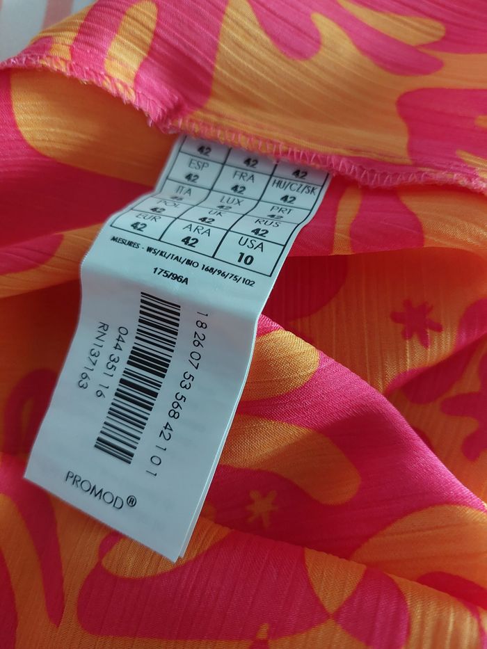 Jolie chemise légèrement satinée - photo numéro 7