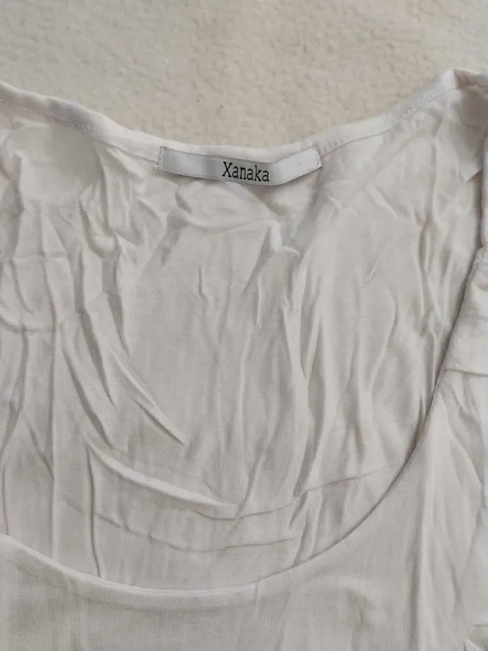 Haut blanc col ovale TM (38) - photo numéro 4