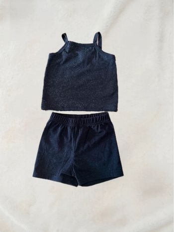 🌷Ensemble débardeur et short taille 6-9 mois🌷
