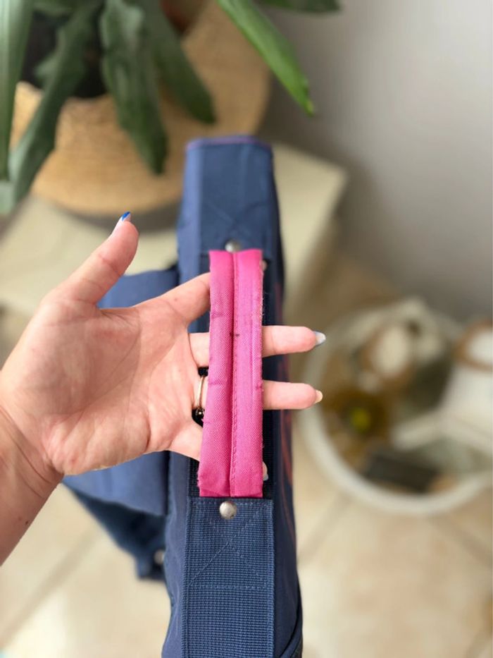 Cartable Cybel licorne - bleu marine/rose - en très bon état - photo numéro 4