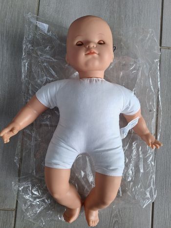 Poupée corps mou les pluminis 