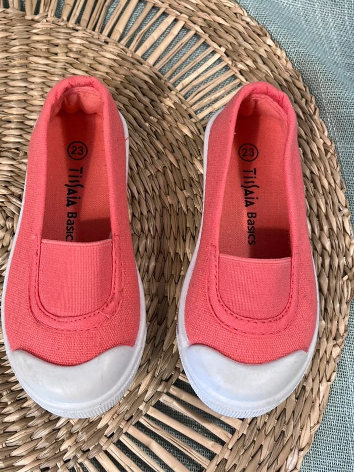 Chaussures taille 23 - photo numéro 2