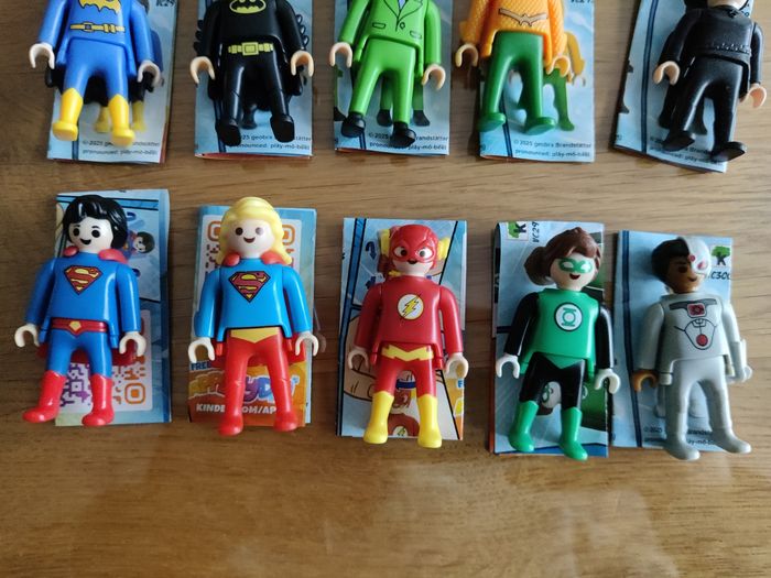 Lot de 11 Figurines Playmobil DC Comics - photo numéro 3