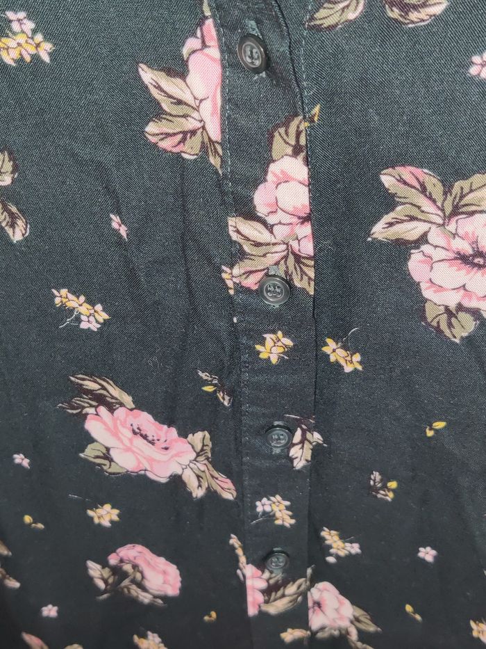Chemise verte à fleurs esprit rétro H&M taille xs - photo numéro 2