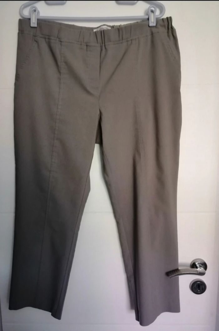 Pantalon ou pantacourt Anne Weyburn
T 48