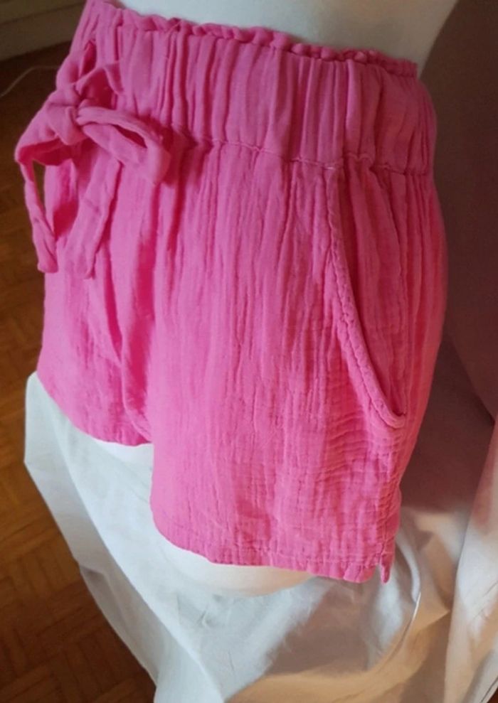 Short léger - photo numéro 3