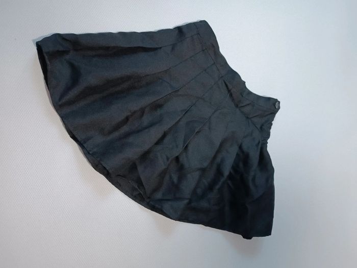 Jupe short courte noire plissée S - photo numéro 3