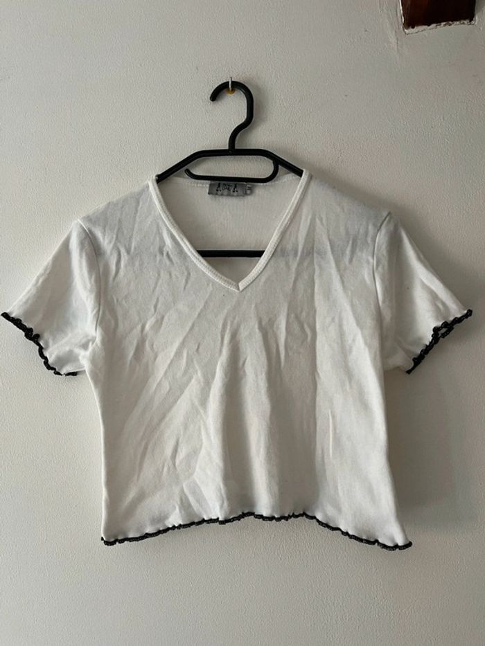 🌼 Jolie Tee-shirt blanc court femme Taille M 🌼