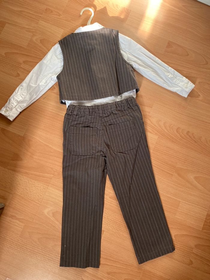 Bel ensemble 3 pièces T. 3 ans garçon comme neuf - photo numéro 2