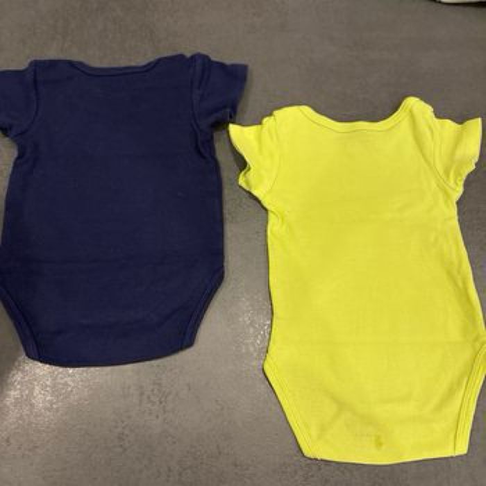 Lot de bodies 18 mois - photo numéro 2