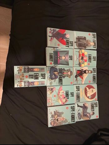 Lot manga spy X family 