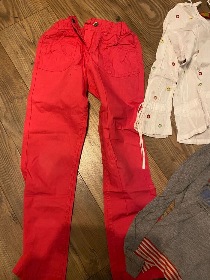 Lot 3 vêtements fille taille 8 ans - photo numéro 2
