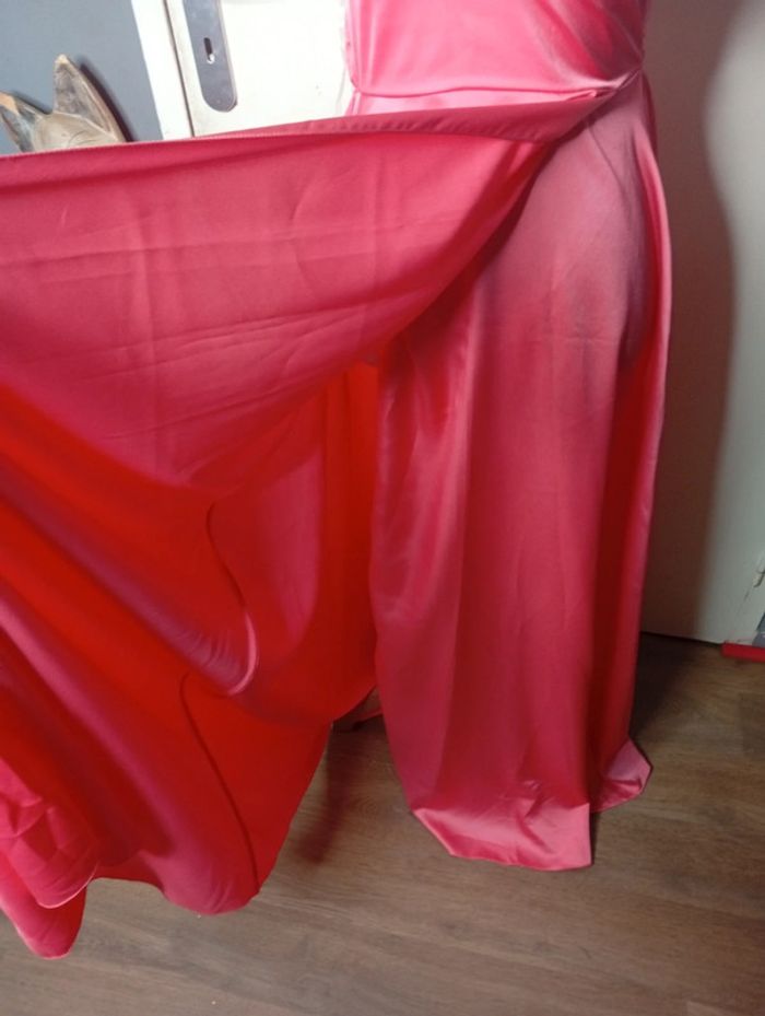 Magnifique robe longue satiné porte feuille taille unique Insta Girl - photo numéro 2