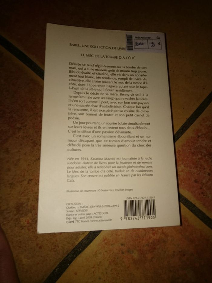 Le mec de la tombe d'à côté - photo numéro 3