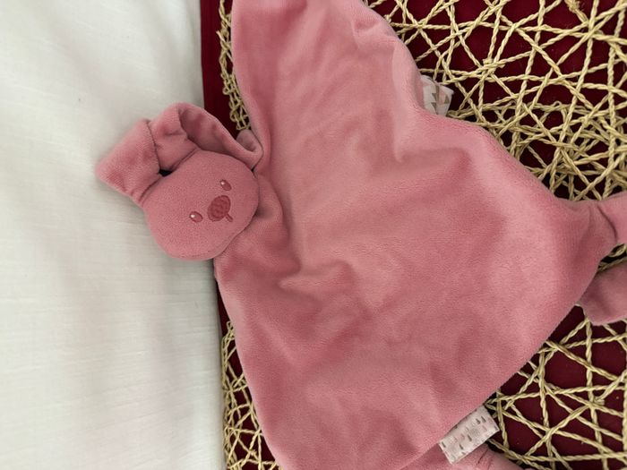 Doudou plat lapin NATTOU Lapidou rose corail losange