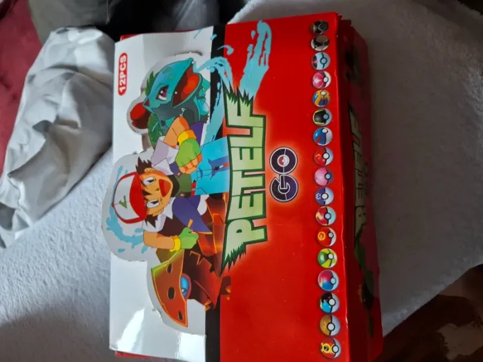 Magnifique lot de  12 pokeball neuve - photo numéro 3