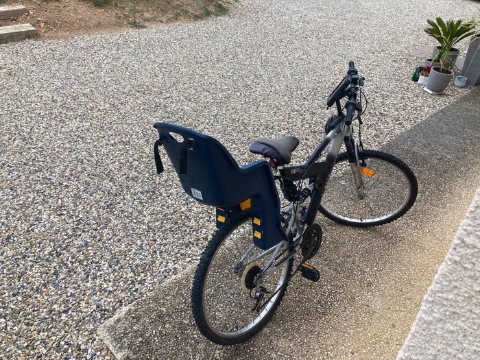 Porte bébé pour vélo - photo numéro 2
