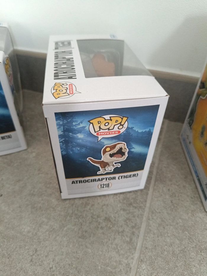 Lot funko Jurassic world 1212 1218 1206 - photo numéro 9
