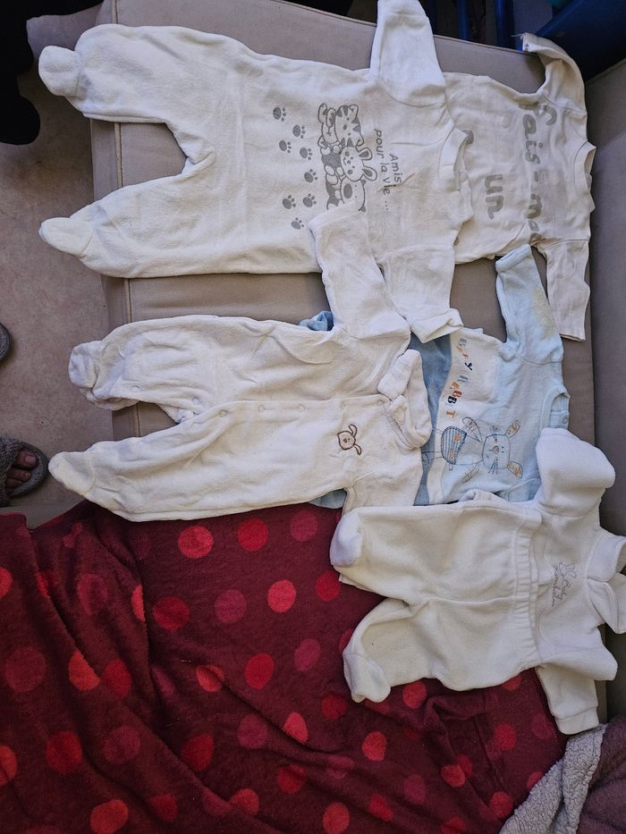 Vêtements 1 mois garçon - photo numéro 7