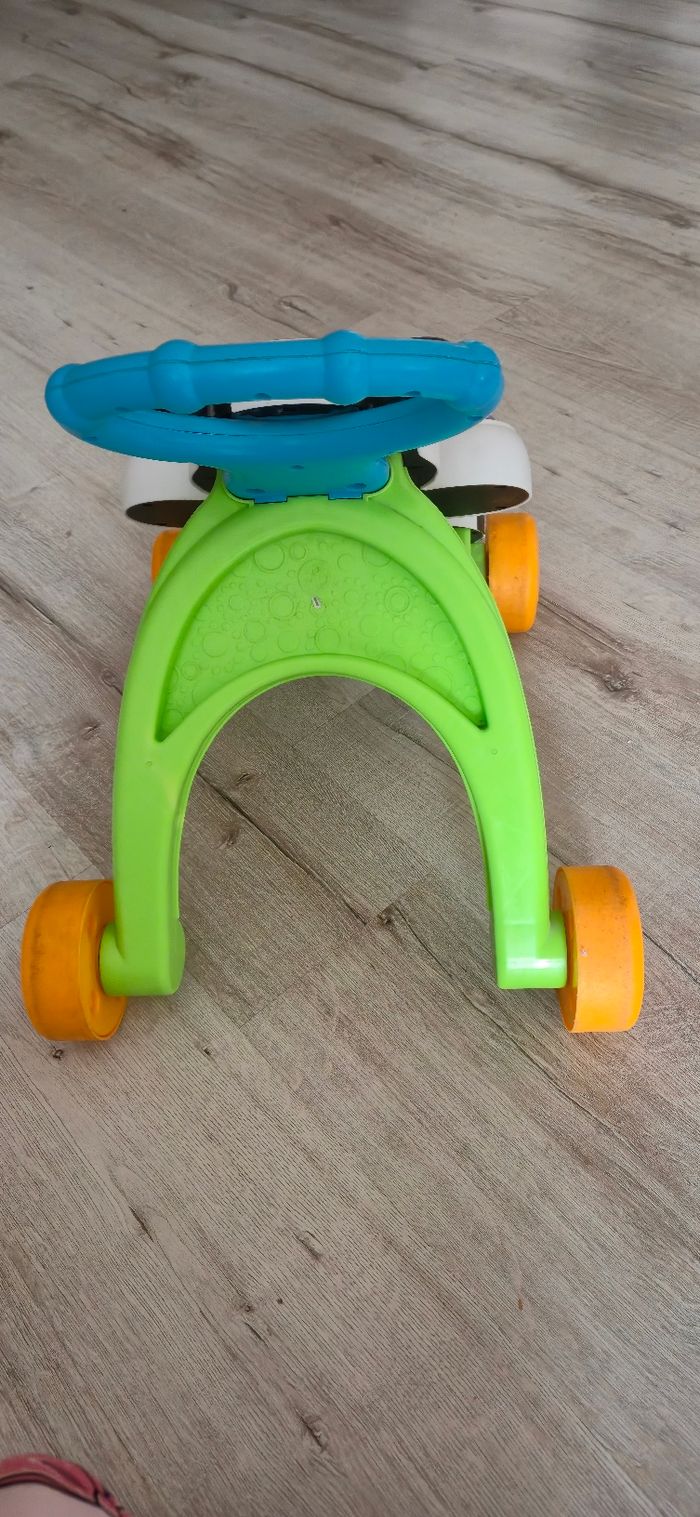 Pousse pousse trotteur - photo numéro 4