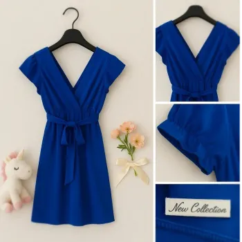 Robe bleue fluide volants et ceinture T42 New Collection
Femme