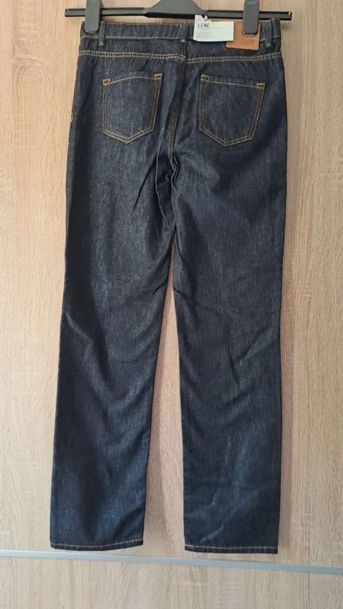 Jeans très foncé taille 158 cm - photo numéro 2