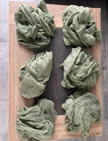 Lots chemins de tables