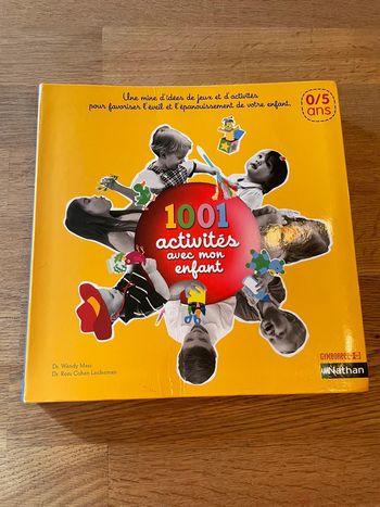 Livre 1001 activités avec mon enfant  0 à 5 ans