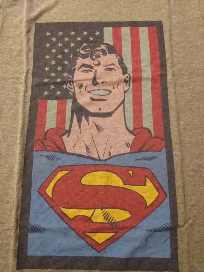 Tshirt superman - photo numéro 2