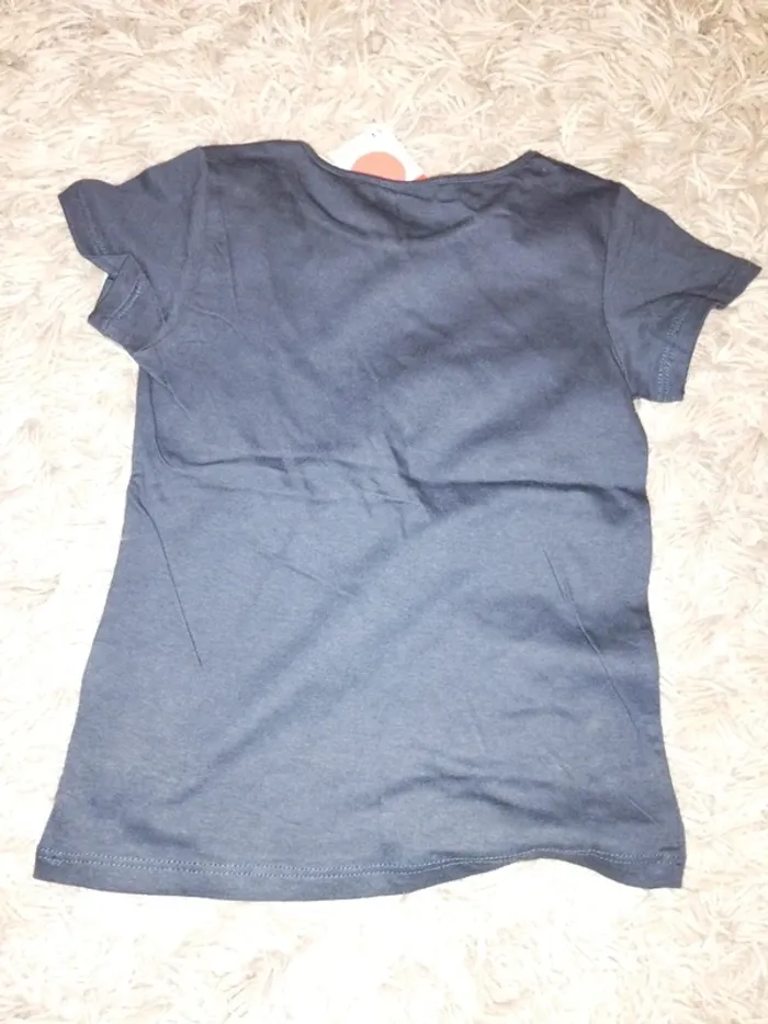 T-shirt neuf bleu marine - photo numéro 2