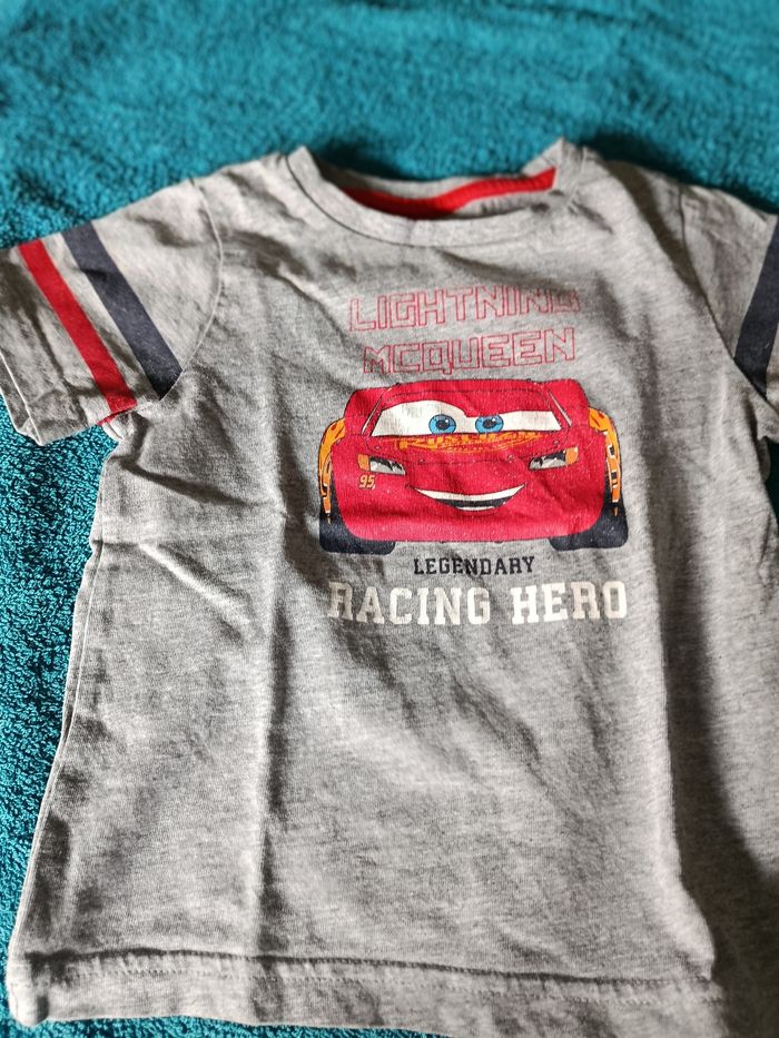 Tee shirt cars
