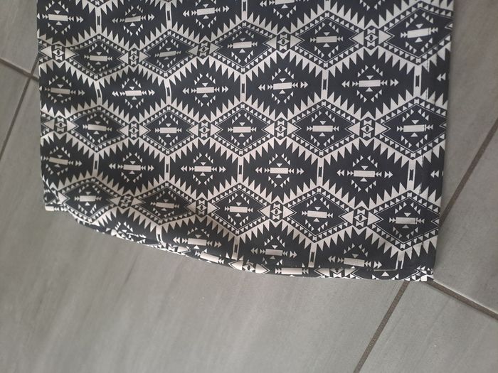 Jupe courte noir blanche MIM Taille M - photo numéro 2