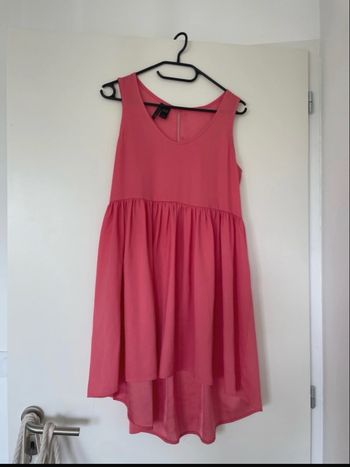 Robe rose asymétrique