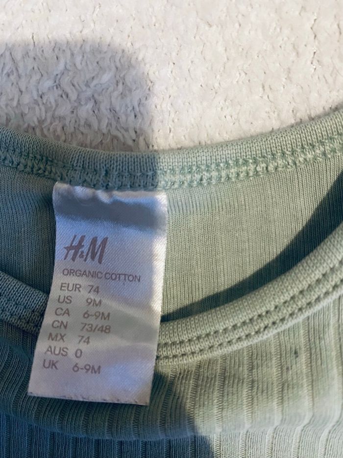 Ensemble fille H&M 9 mois – Haut vert + legging assorti, bon état - photo numéro 6