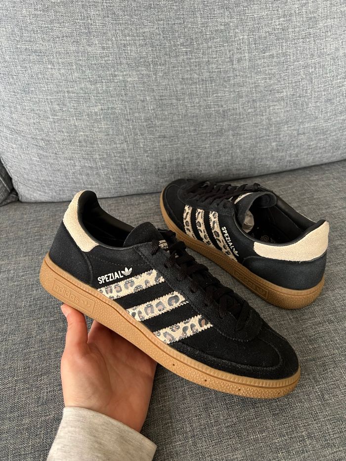 Adidas spezial léopard