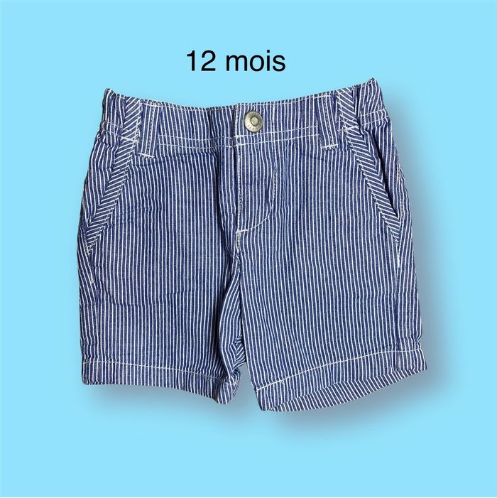 Jacadi Short bleu et blanc Taille 12 mois
