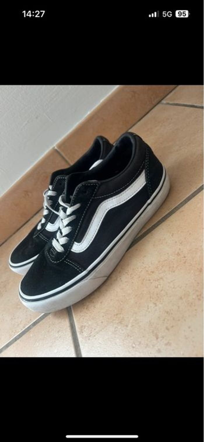 Vans noir et blanche - photo numéro 3