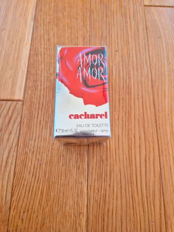 Eau de Toilette "Cacharel Amor Amor" 30 ml neuf sous blister.