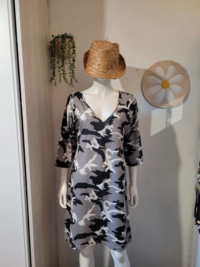 Robe ou tunique - photo numéro 2