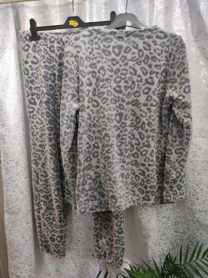 Pyjama doux taille M - photo numéro 2